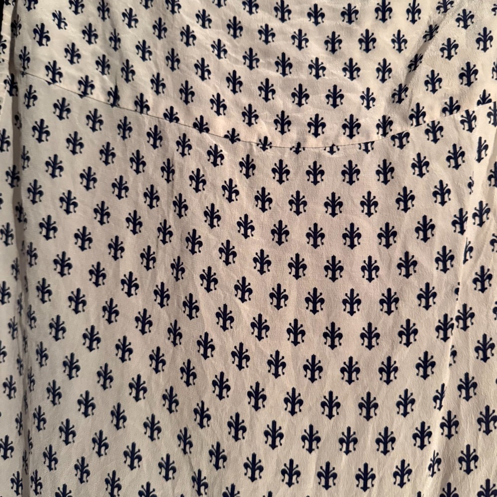 Elorie Small 100% Silk Blouse Sleeveless V Neck Quiet Luxury Ditsy Floral - Picture 5 of 5